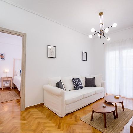 In The Shadow Of Acropolis - Spacious & Lovely Apt Aten Exteriör bild