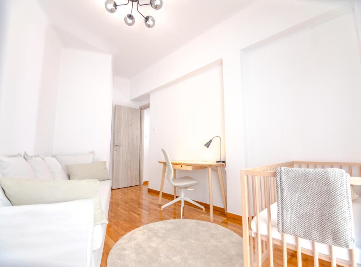 In The Shadow Of Acropolis - Spacious & Lovely Apt Aten Exteriör bild