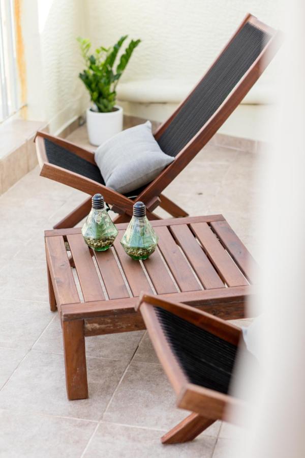 In The Shadow Of Acropolis - Spacious & Lovely Apt Aten Exteriör bild