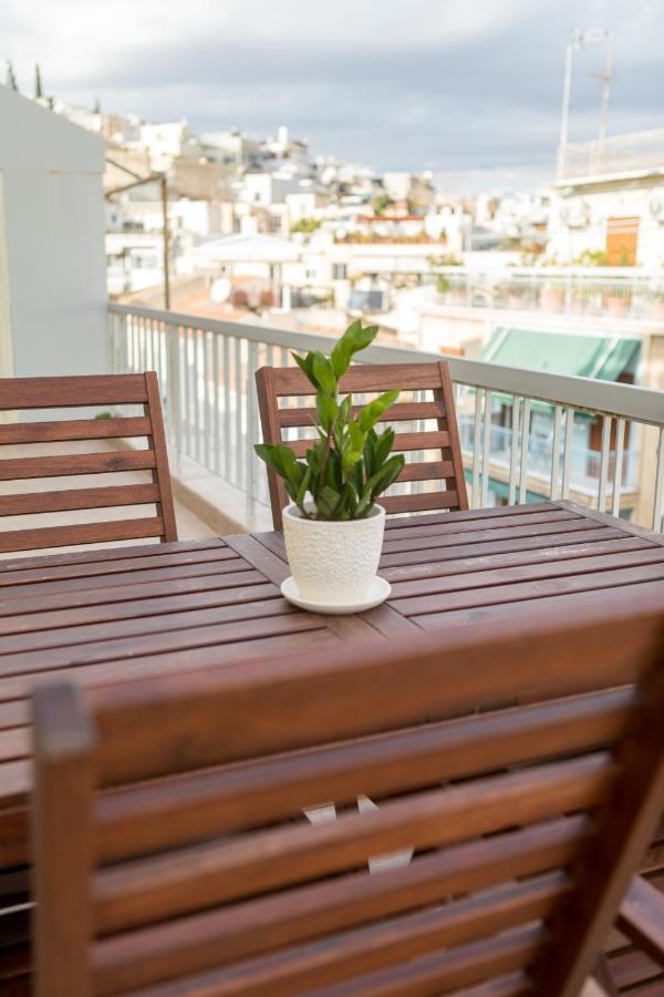 In The Shadow Of Acropolis - Spacious & Lovely Apt Aten Exteriör bild