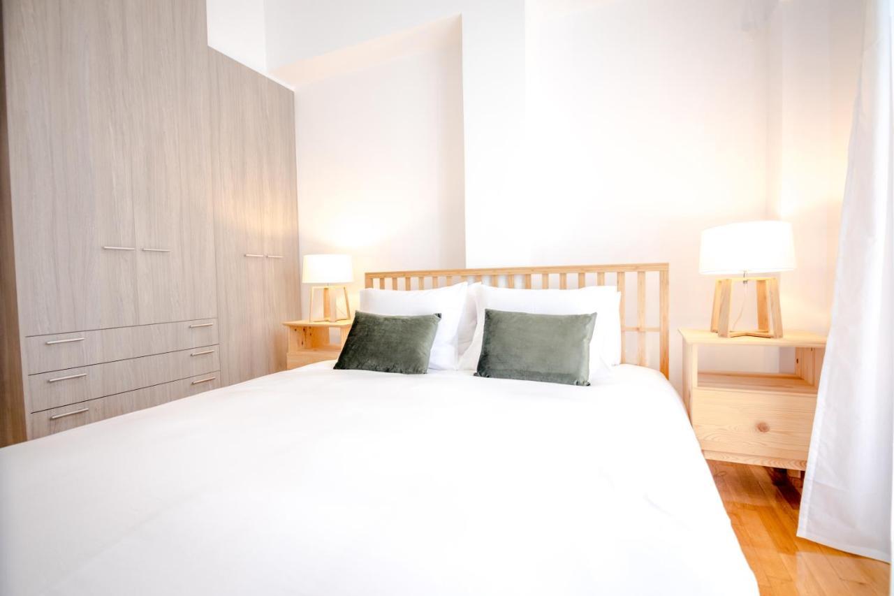 In The Shadow Of Acropolis - Spacious & Lovely Apt Aten Exteriör bild
